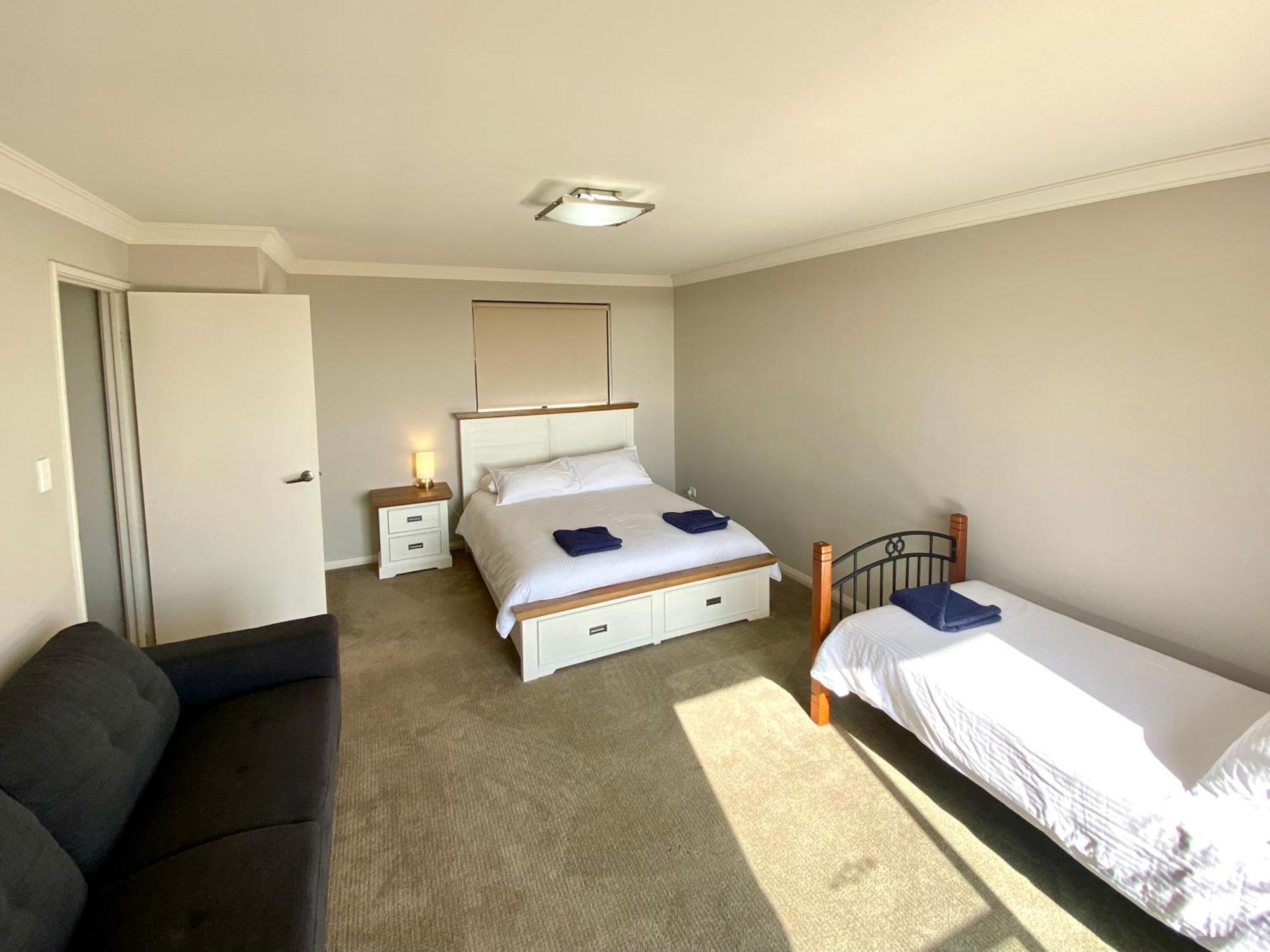 Port Denison Beach Resort Eksteriør bilde